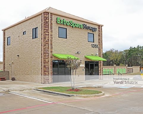 Source URL: https://cdnsc.rentcafe.com/dmslivecafe/3/1064160/1064160-1-2.jpg?width=-1&height=385&quality=80