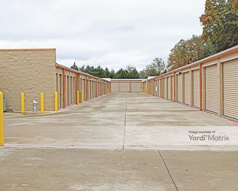 Source URL: https://cdnsc.rentcafe.com/dmslivecafe/3/1064160/1064160-1-4.jpg?width=-1&height=385&quality=80