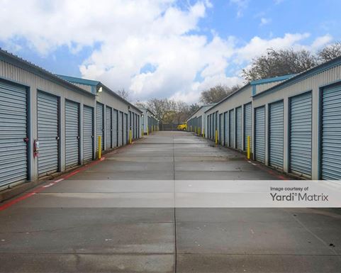 Source URL: https://cdnsc.rentcafe.com/dmslivecafe/3/1064163/1064163-1-3.jpg?width=-1&height=385&quality=80