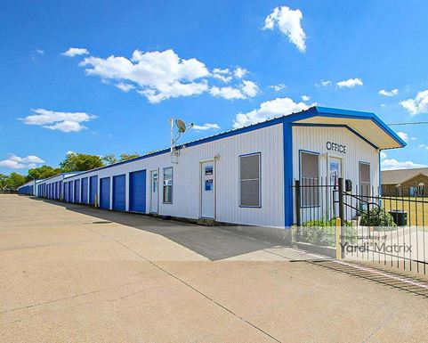 Source URL: https://cdnsc.rentcafe.com/dmslivecafe/3/1064163/1064163-1-4.jpg?width=-1&height=385&quality=80