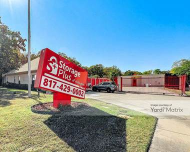 Storage Units for Rent available at 2330 West Green Oaks Blvd, Arlington, TX 76016