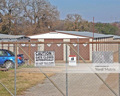 Source URL: https://cdnsc.rentcafe.com/dmslivecafe/3/1064172/1064172-1-5.jpg?width=-1&height=385&quality=80