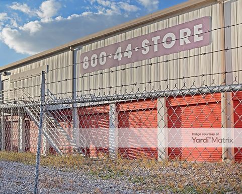 Source URL: https://cdnsc.rentcafe.com/dmslivecafe/3/1064173/1064173-1-4.jpg?width=-1&height=385&quality=80