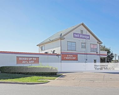 Storage Units for Rent available at 3700 Cockrell Avenue, Fort Worth, TX 76110