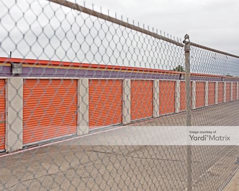 Source URL: https://cdnsc.rentcafe.com/dmslivecafe/3/1064178/1064178-1-4.jpg?width=-1&height=385&quality=80