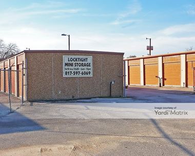 Storage Units for Rent available at 2220 Tin Top Road, Weatherford, TX 76087