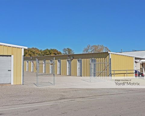 Source URL: https://cdnsc.rentcafe.com/dmslivecafe/3/1064190/1064190-1-4.jpg?width=-1&height=385&quality=80