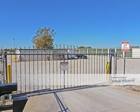 Source URL: https://cdnsc.rentcafe.com/dmslivecafe/3/1064205/1064205-1-3.jpg?width=-1&height=385&quality=80