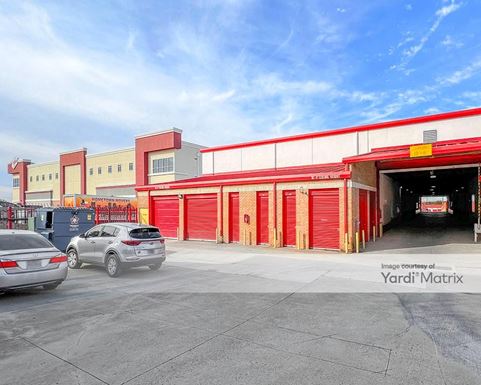 Source URL: https://cdnsc.rentcafe.com/dmslivecafe/3/1064210/1064210-1-4.jpg?width=-1&height=385&quality=80