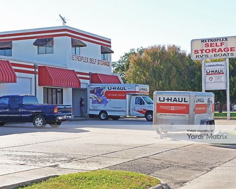 Source URL: https://cdnsc.rentcafe.com/dmslivecafe/3/1064217/1064217-1-2.jpg?width=-1&height=385&quality=80