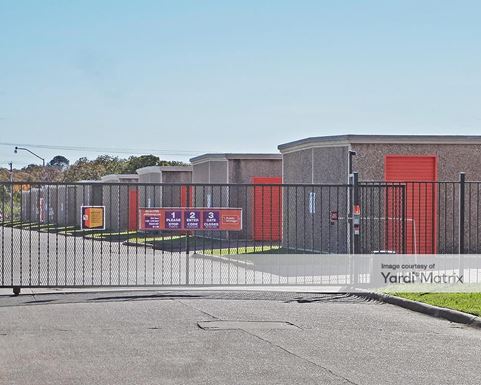 Source URL: https://cdnsc.rentcafe.com/dmslivecafe/3/1064219/1064219-1-4.jpg?width=-1&height=385&quality=80