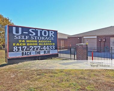 Storage Units for Rent available at 1720 East Pioneer Pkwy, Arlington, TX 76010