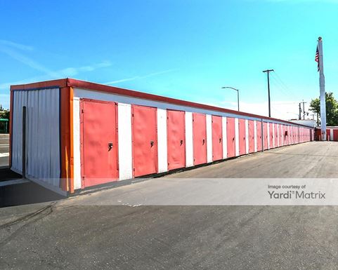 Source URL: https://cdnsc.rentcafe.com/dmslivecafe/3/1064236/1064236-1-4.jpg?width=-1&height=385&quality=80