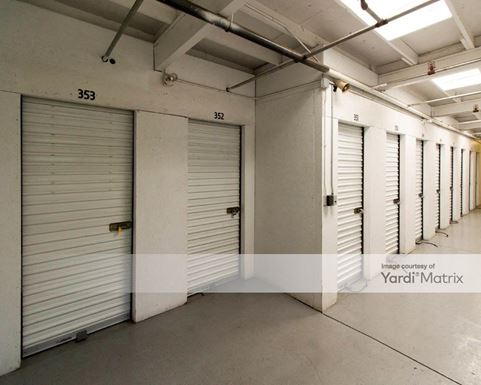 Source URL: https://cdnsc.rentcafe.com/dmslivecafe/3/1064239/1064239-1-3.jpg?width=-1&height=385&quality=80