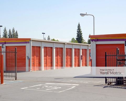 Source URL: https://cdnsc.rentcafe.com/dmslivecafe/3/1064242/1064242-1-2.jpg?width=-1&height=385&quality=80