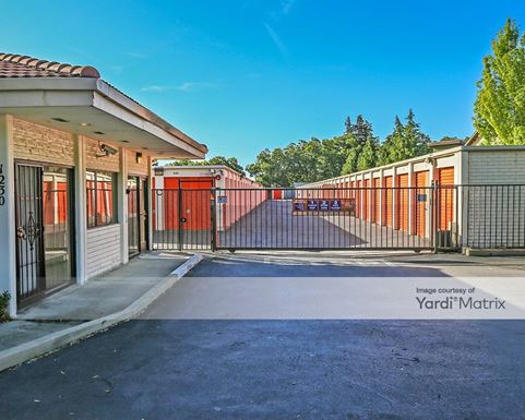 Source URL: https://cdnsc.rentcafe.com/dmslivecafe/3/1064246/1064246-1-2.jpg?width=-1&height=385&quality=80