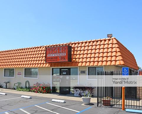 Source URL: https://cdnsc.rentcafe.com/dmslivecafe/3/1064250/1064250-1-3.jpg?width=-1&height=385&quality=80