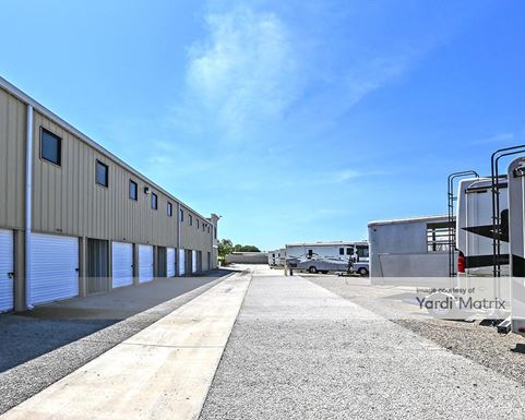 Source URL: https://cdnsc.rentcafe.com/dmslivecafe/3/1064256/1064256-1-5.jpg?width=-1&height=385&quality=80