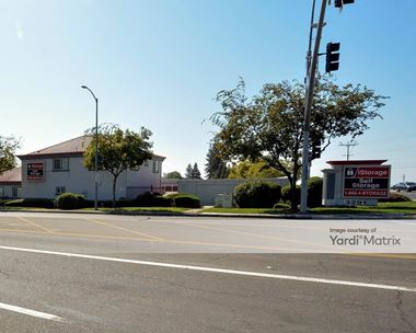 Storage Units for Rent available at 3291 Sunrise Blvd, Rancho Cordova, CA 95742