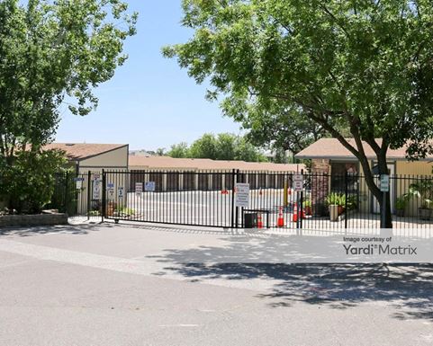 Source URL: https://cdnsc.rentcafe.com/dmslivecafe/3/1064258/1064258-1-4.jpg?width=-1&height=385&quality=80