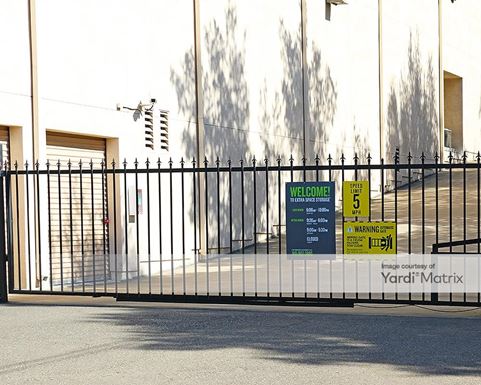 Source URL: https://cdnsc.rentcafe.com/dmslivecafe/3/1064266/1064266-1-2.jpg?width=-1&height=385&quality=80