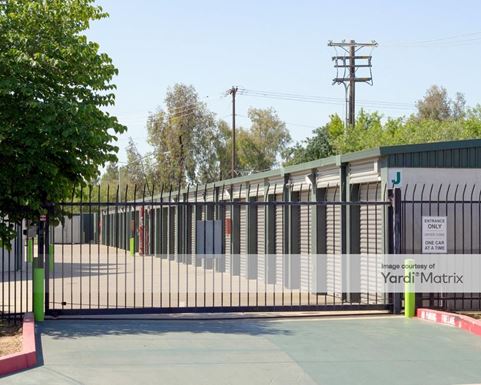 Source URL: https://cdnsc.rentcafe.com/dmslivecafe/3/1064273/1064273-1-2.jpg?width=-1&height=385&quality=80