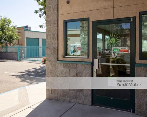 Source URL: https://cdnsc.rentcafe.com/dmslivecafe/3/1064276/1064276-1-2.jpg?width=-1&height=385&quality=80