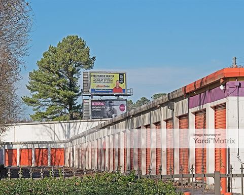 Source URL: https://cdnsc.rentcafe.com/dmslivecafe/3/1064287/1064287-1-4.jpg?width=-1&height=385&quality=80