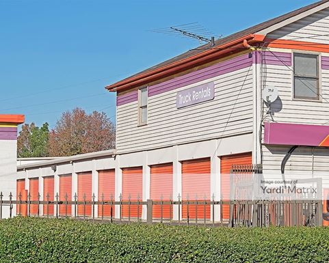 Source URL: https://cdnsc.rentcafe.com/dmslivecafe/3/1064287/1064287-1-5.jpg?width=-1&height=385&quality=80