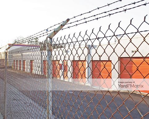 Source URL: https://cdnsc.rentcafe.com/dmslivecafe/3/1064304/1064304-1-4.jpg?width=-1&height=385&quality=80