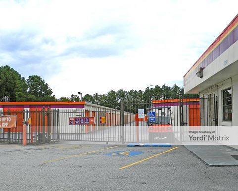 Source URL: https://cdnsc.rentcafe.com/dmslivecafe/3/1064309/1064309-1-2.jpg?width=-1&height=385&quality=80