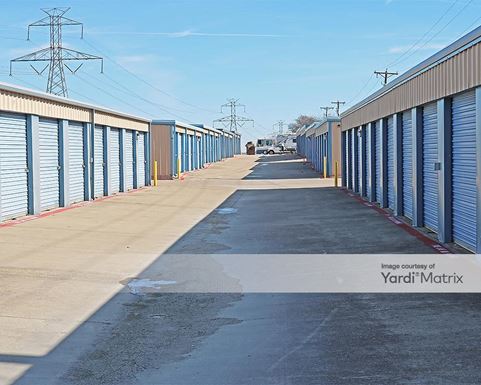 Source URL: https://cdnsc.rentcafe.com/dmslivecafe/3/1064316/1064316-1-4.jpg?width=-1&height=385&quality=80