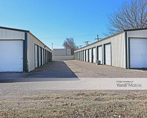 Source URL: https://cdnsc.rentcafe.com/dmslivecafe/3/1064316/1064316-1-5.jpg?width=-1&height=385&quality=80