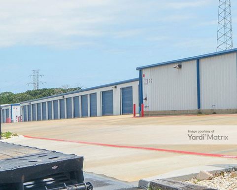 Source URL: https://cdnsc.rentcafe.com/dmslivecafe/3/1064327/1064327-1-2.jpg?width=-1&height=385&quality=80