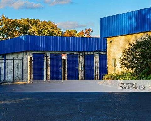 Source URL: https://cdnsc.rentcafe.com/dmslivecafe/3/1064332/1064332-1-4.jpg?width=-1&height=385&quality=80