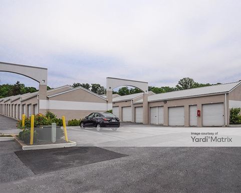 Source URL: https://cdnsc.rentcafe.com/dmslivecafe/3/1064342/1064342-1-2.jpg?width=-1&height=385&quality=80