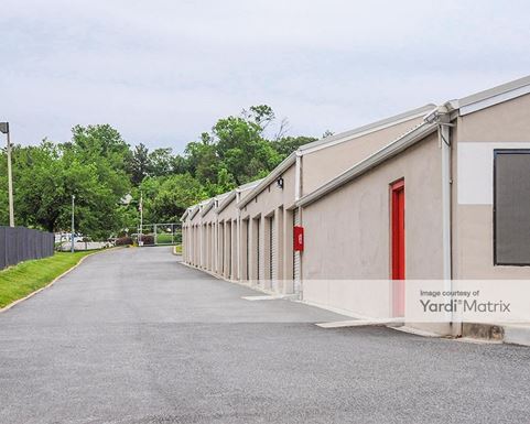 Source URL: https://cdnsc.rentcafe.com/dmslivecafe/3/1064342/1064342-1-4.jpg?width=-1&height=385&quality=80