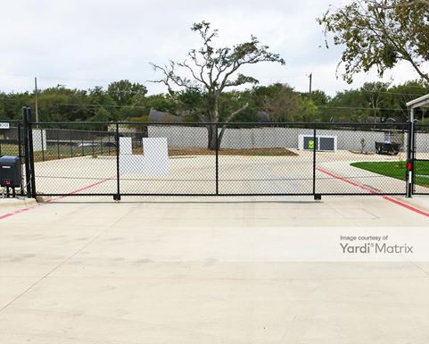 Source URL: https://cdnsc.rentcafe.com/dmslivecafe/3/1064346/1064346-1-5.jpg?width=-1&height=385&quality=80