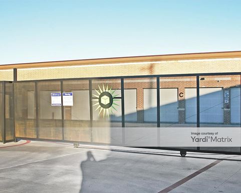 Source URL: https://cdnsc.rentcafe.com/dmslivecafe/3/1064349/1064349-1-5.jpg?width=-1&height=385&quality=80