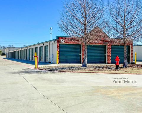 Source URL: https://cdnsc.rentcafe.com/dmslivecafe/3/1064351/1064351-1-2.jpg?width=-1&height=385&quality=80