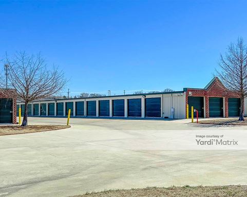 Source URL: https://cdnsc.rentcafe.com/dmslivecafe/3/1064351/1064351-1-3.jpg?width=-1&height=385&quality=80