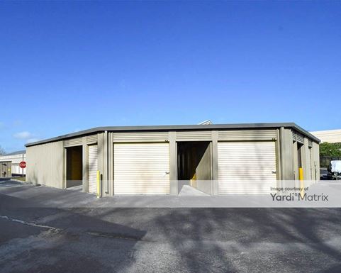 Source URL: https://cdnsc.rentcafe.com/dmslivecafe/3/1064367/1064367-1-4.jpg?width=-1&height=385&quality=80