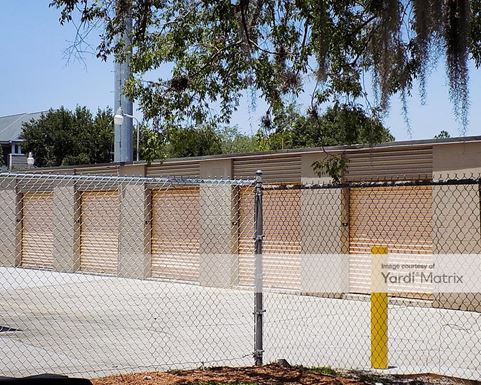 Source URL: https://cdnsc.rentcafe.com/dmslivecafe/3/1064370/1064370-1-4.jpg?width=-1&height=385&quality=80