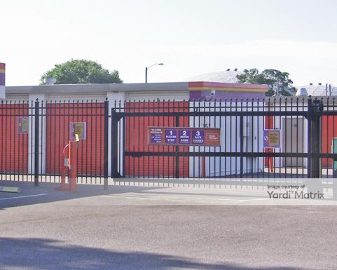 Source URL: https://cdnsc.rentcafe.com/dmslivecafe/3/1064382/1064382-1-2.jpg?width=-1&height=385&quality=80