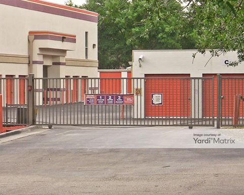 Source URL: https://cdnsc.rentcafe.com/dmslivecafe/3/1064389/1064389-1-4.jpg?width=-1&height=385&quality=80