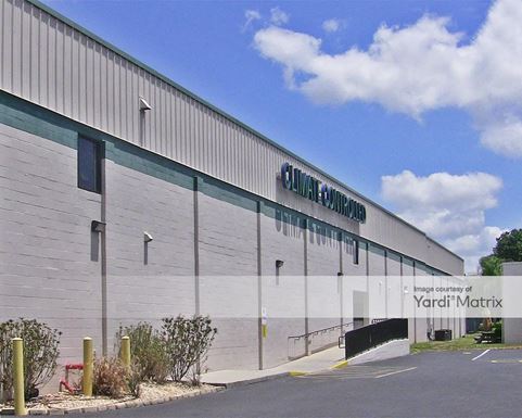 Source URL: https://cdnsc.rentcafe.com/dmslivecafe/3/1064397/1064397-1-2.jpg?width=-1&height=385&quality=80