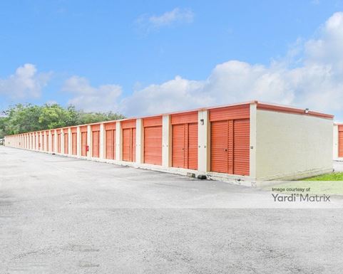 Source URL: https://cdnsc.rentcafe.com/dmslivecafe/3/1064415/1064415-1-2.jpg?width=-1&height=385&quality=80