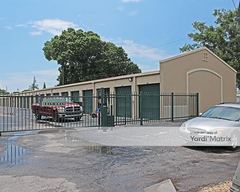 Source URL: https://cdnsc.rentcafe.com/dmslivecafe/3/1064420/1064420-1-3.jpg?width=-1&height=385&quality=80