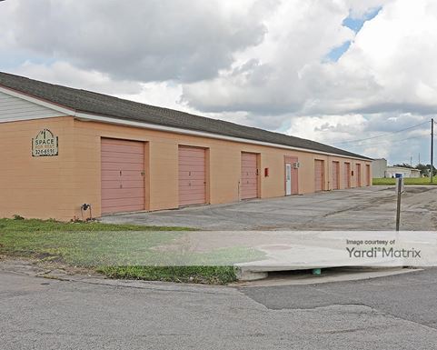 Source URL: https://cdnsc.rentcafe.com/dmslivecafe/3/1064421/1064421-1-4.jpg?width=-1&height=385&quality=80