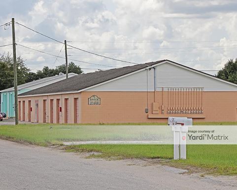 Source URL: https://cdnsc.rentcafe.com/dmslivecafe/3/1064421/1064421-1-5.jpg?width=-1&height=385&quality=80